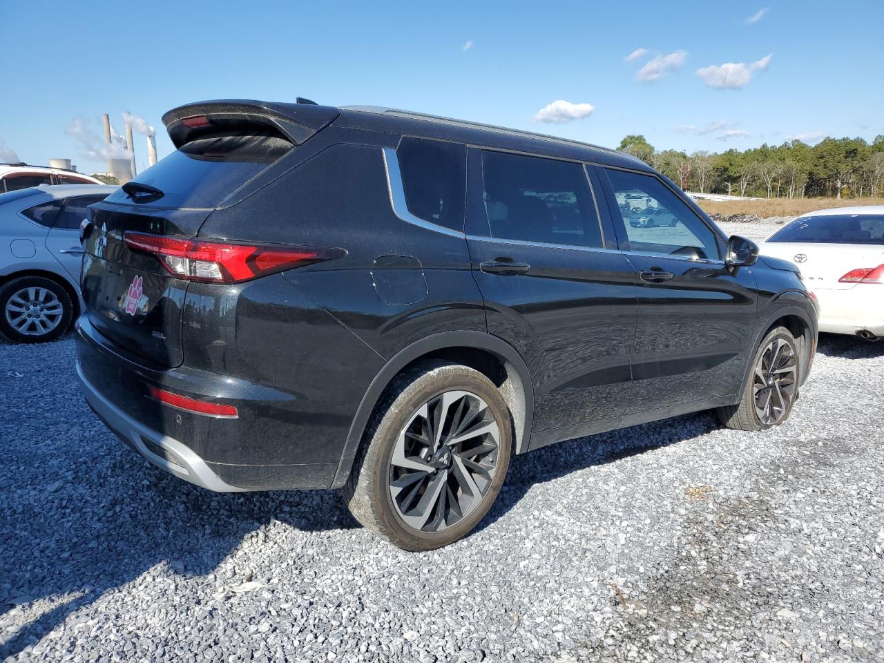 Mitsubishi Outlander Sel Image 8