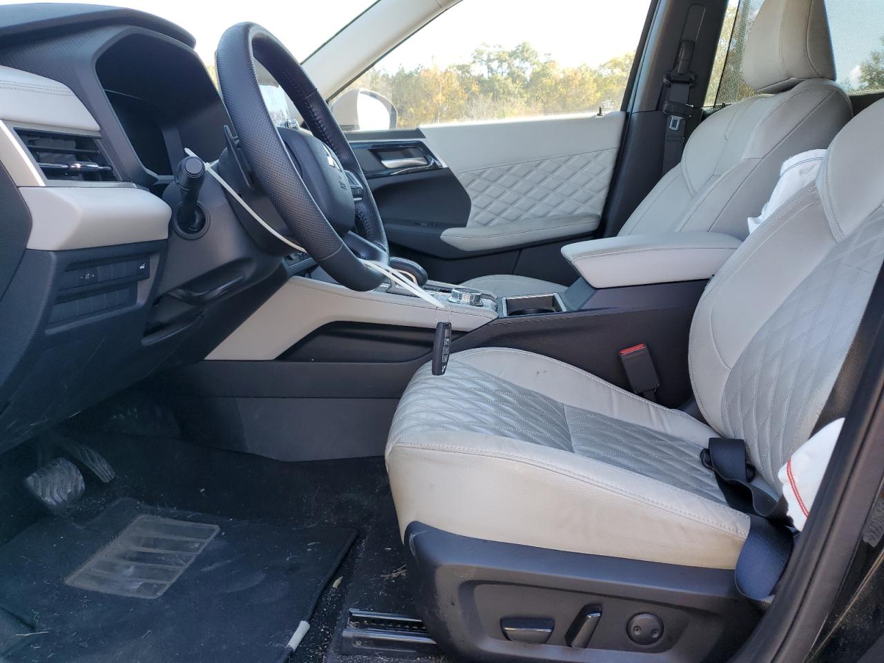 Mitsubishi Outlander Sel Image 5