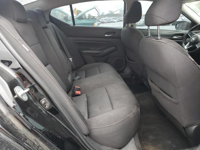 Nissan Altima S Image 5