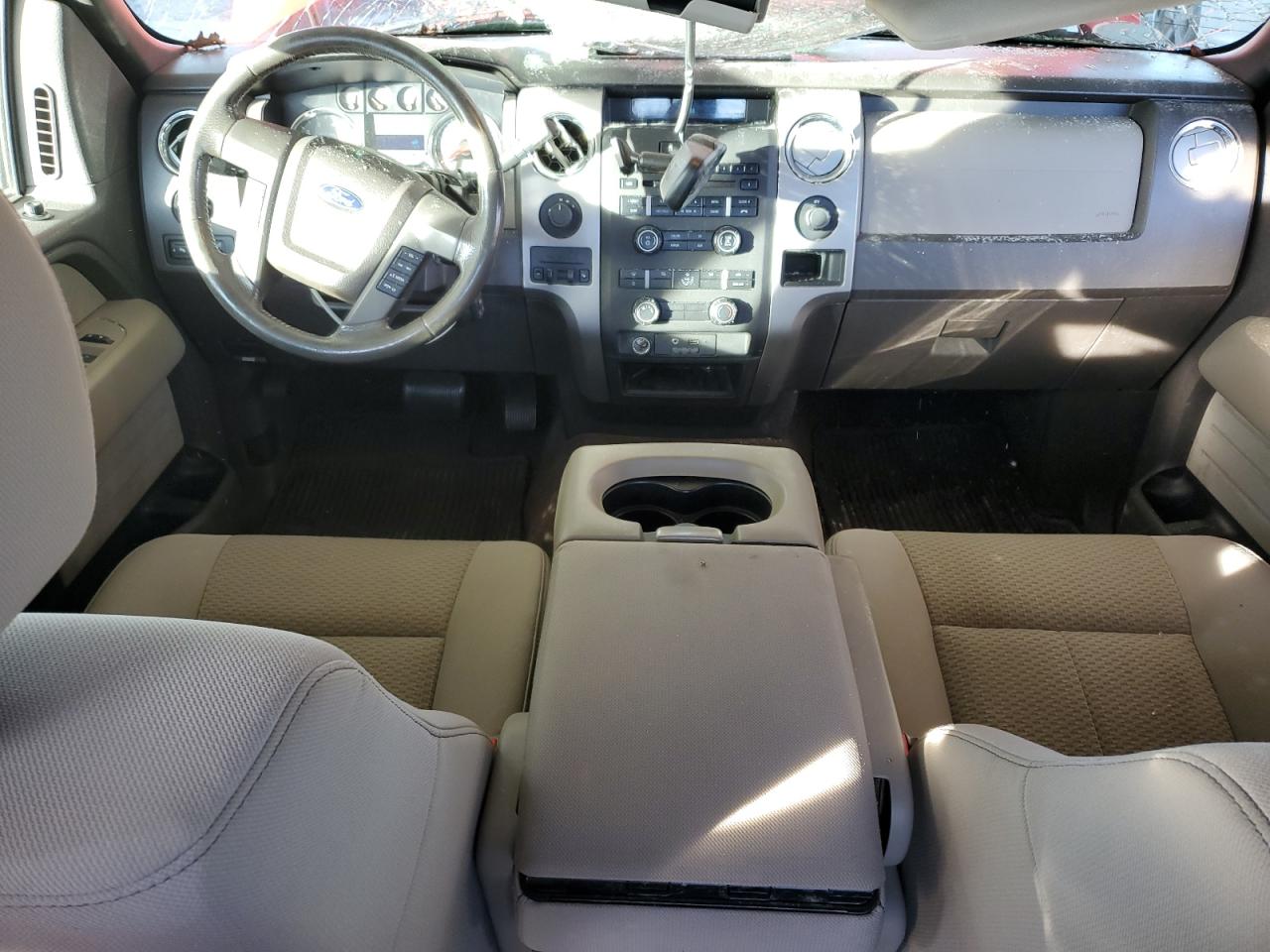 Ford F-150 Supercrew Image 6