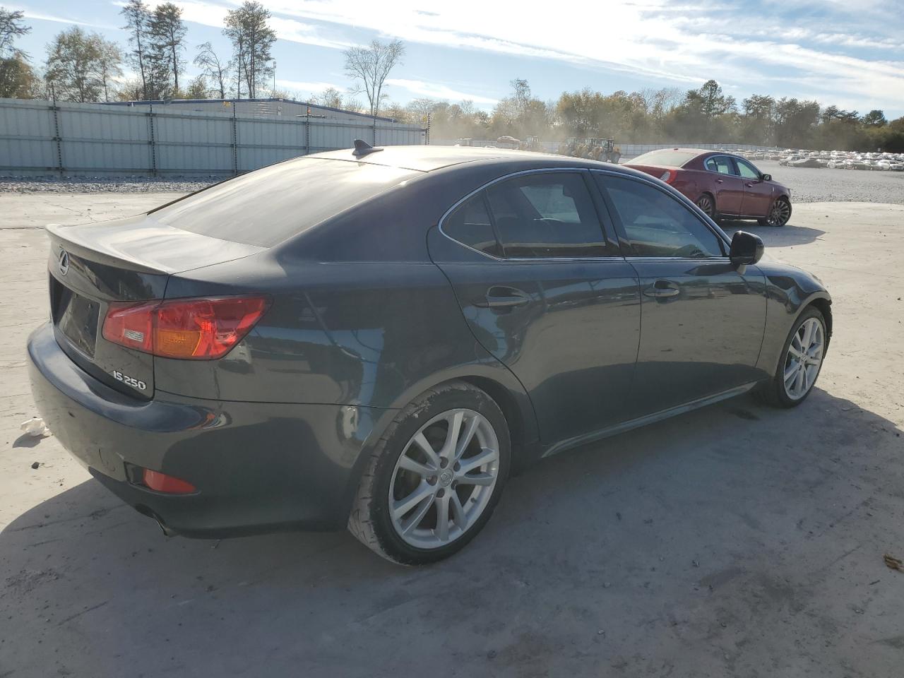 Lexus Is 250 Image 2