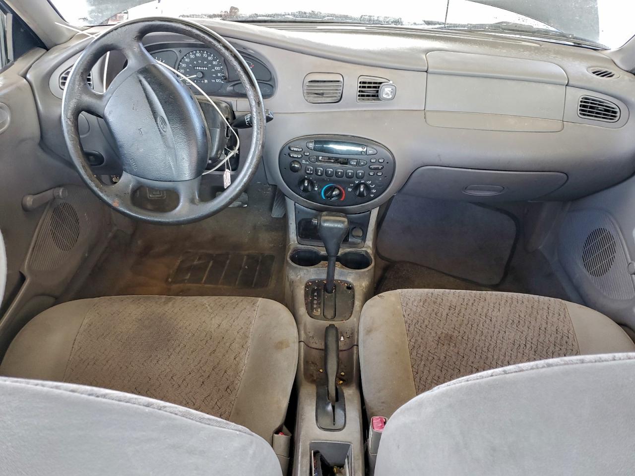 Ford Escort Lx Image 8