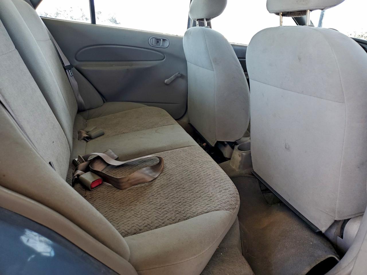 Ford Escort Lx Image 11