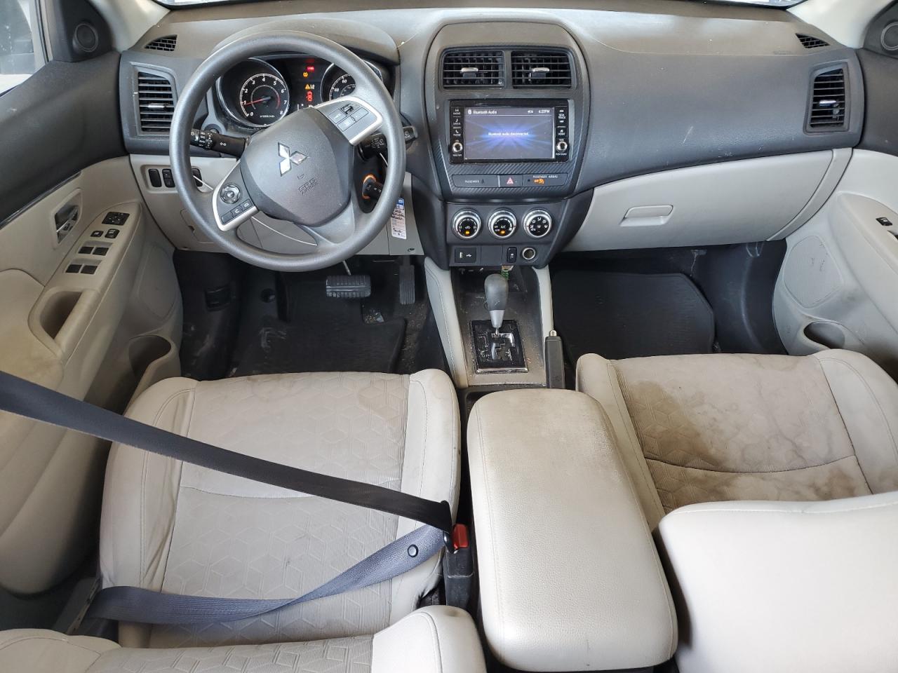 Mitsubishi Outlander Es Image 12