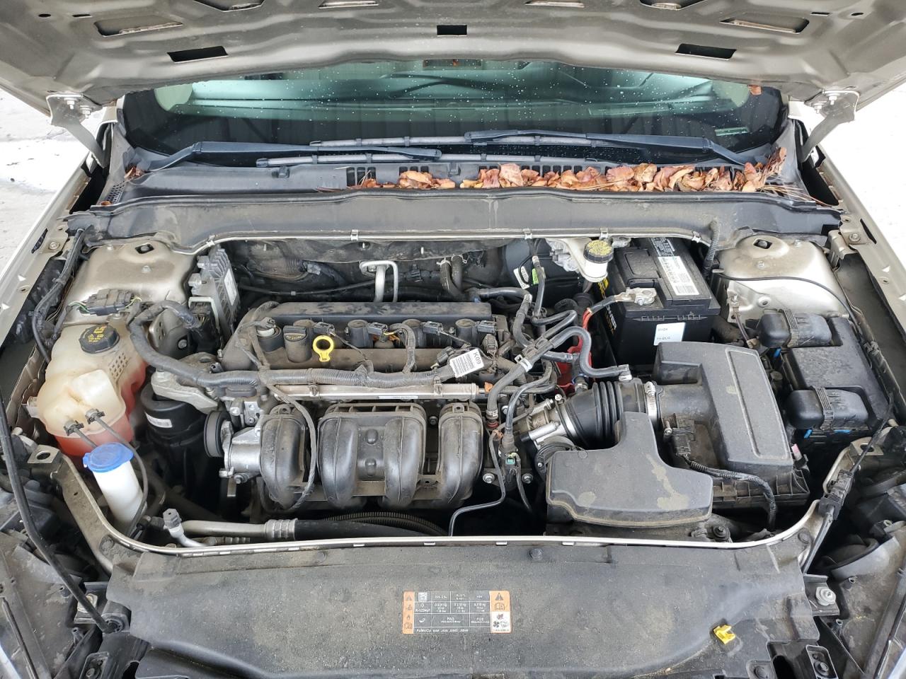 Ford Fusion S Image 5