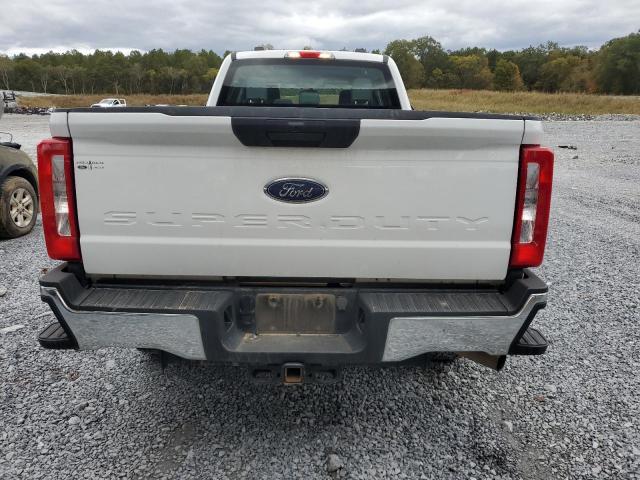 Ford F-250 Super Duty Image 6
