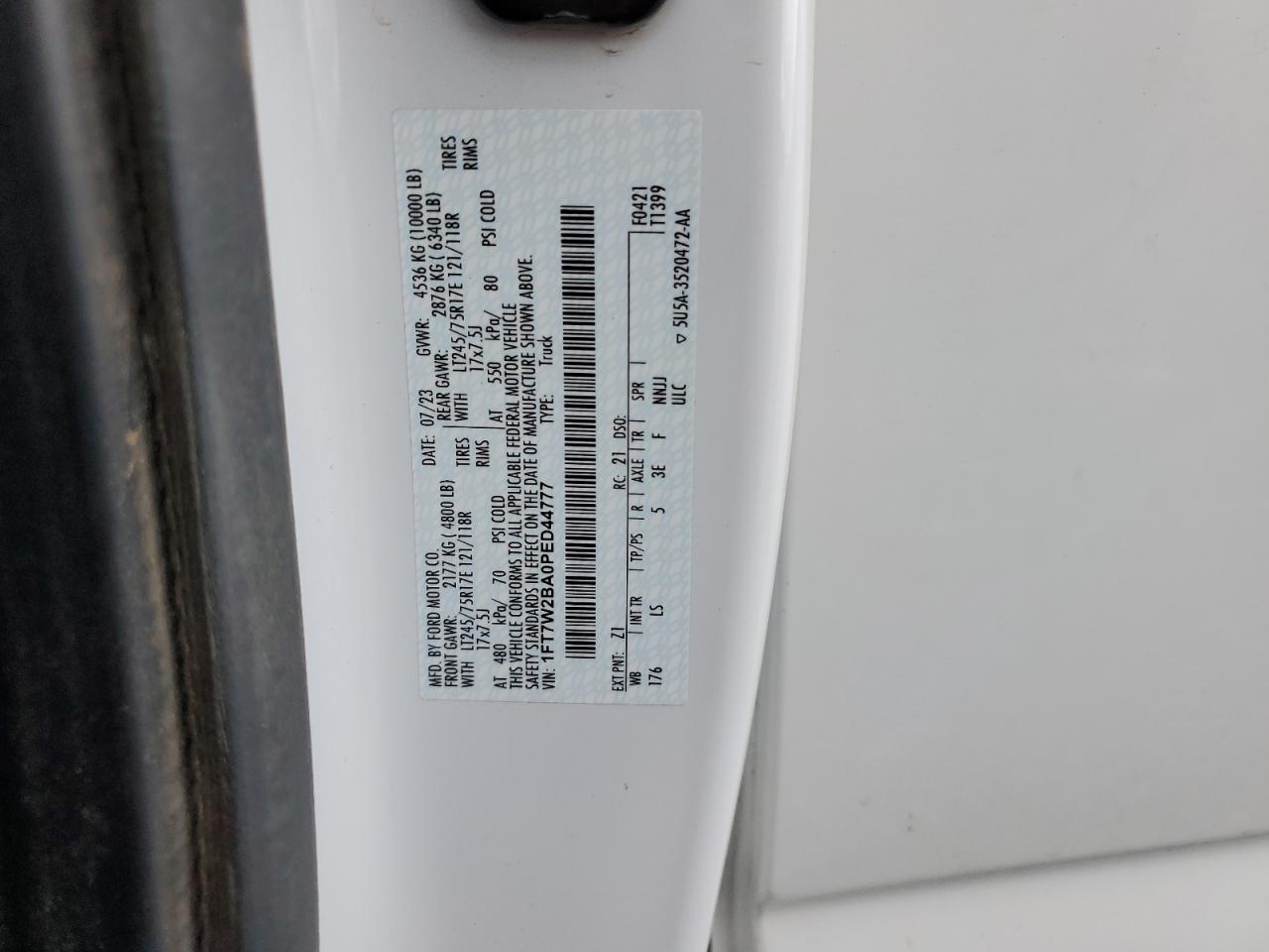 Ford F-250 Super Duty Image 12