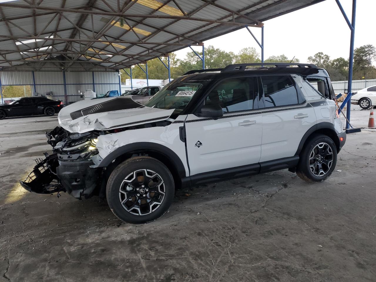 Ford Bronco Outer Banks Image 1