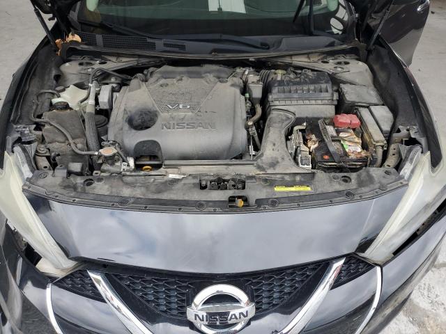 Nissan Maxima 3.5s Image 11