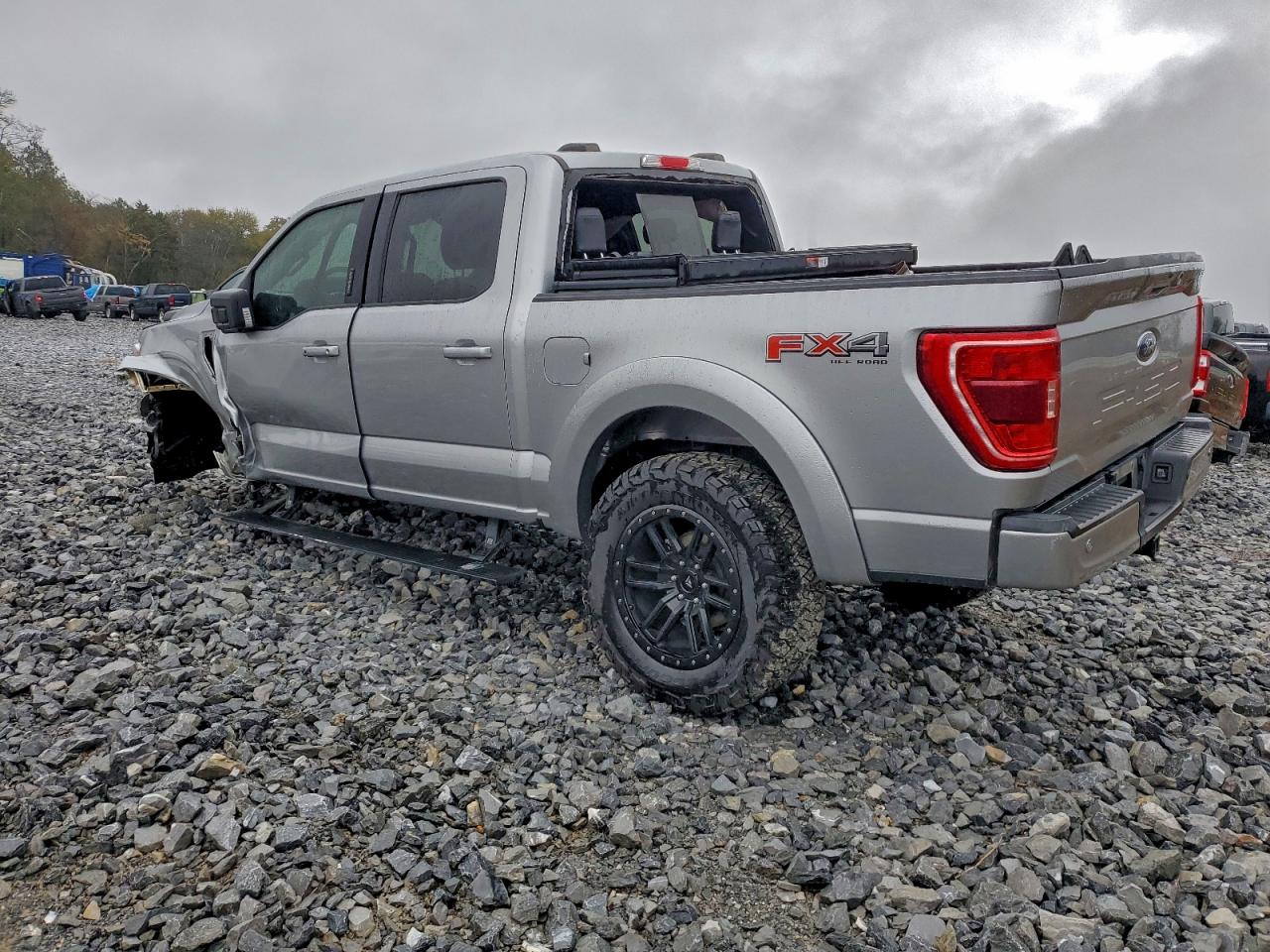 Ford F-150 Supercrew Image 3