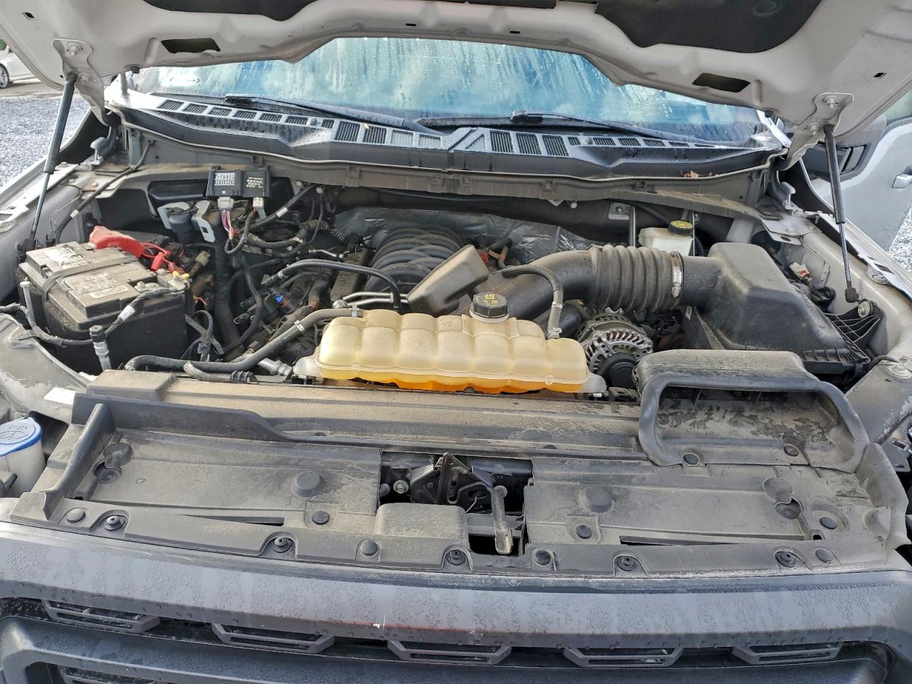 Ford F-150 Supercrew Image 9