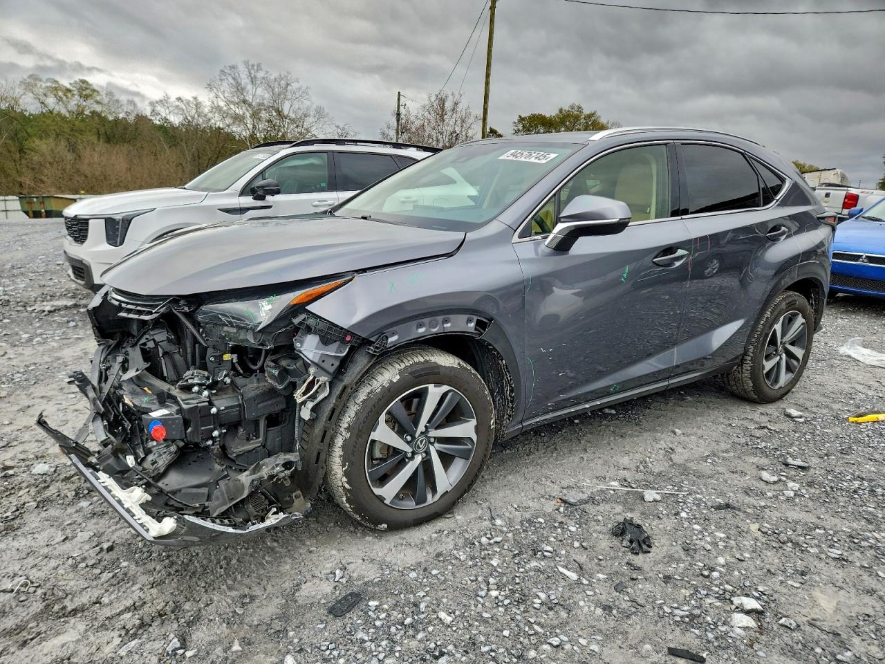 Lexus NX 300 Image 1