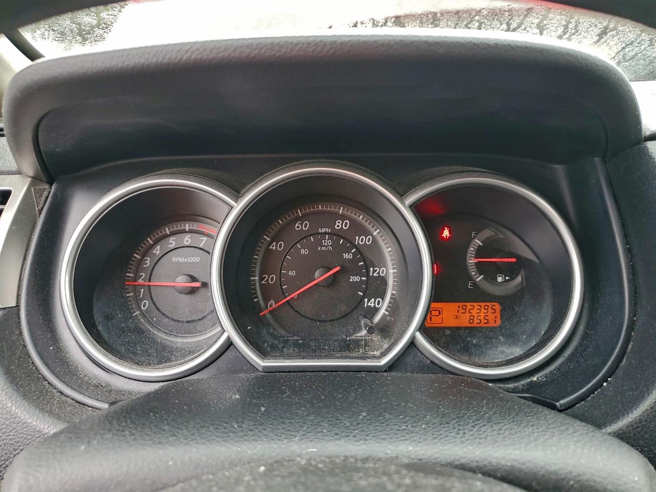 Nissan Versa S Image 7