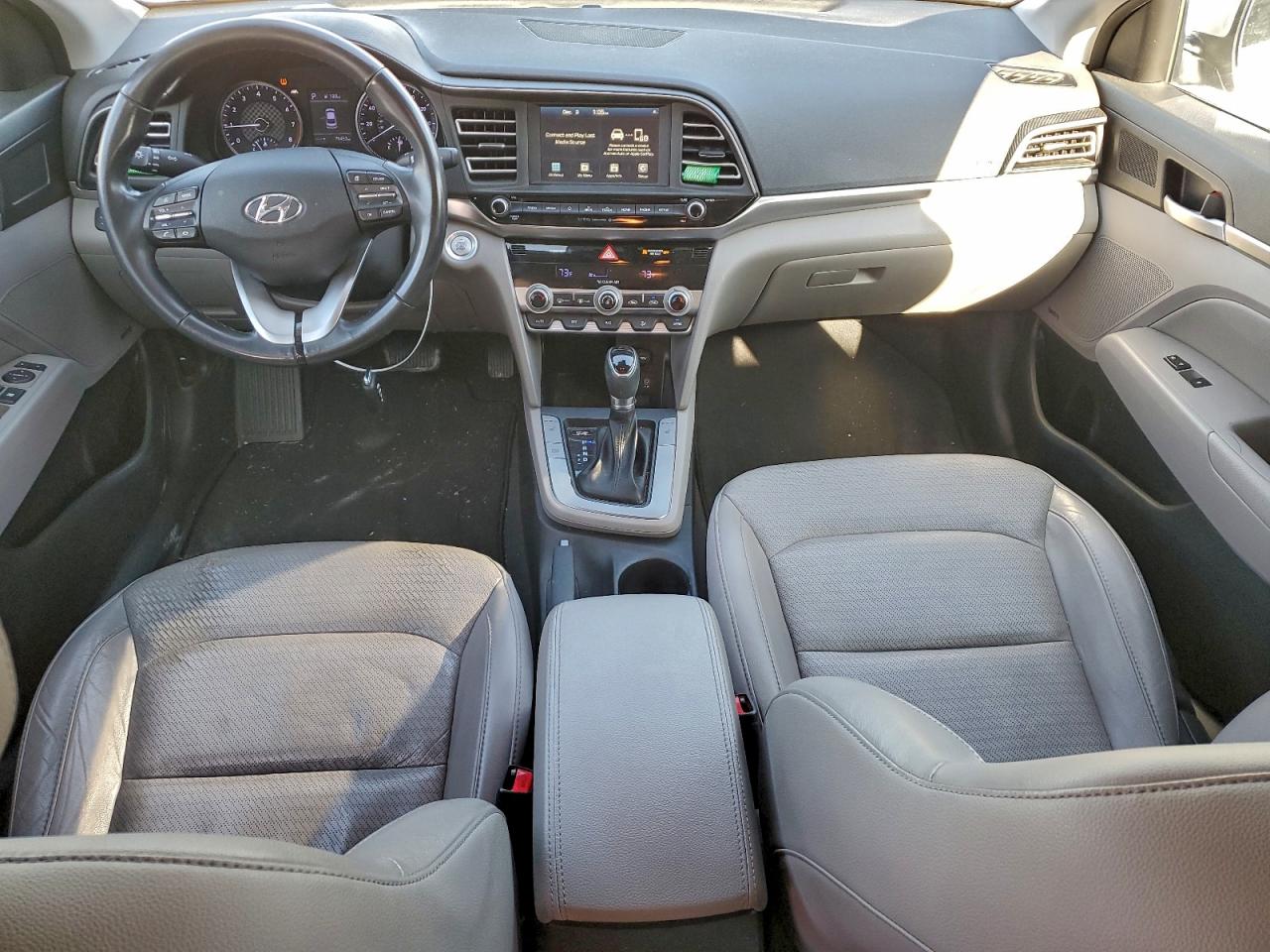 Hyundai ELANTRA Sel Image 11