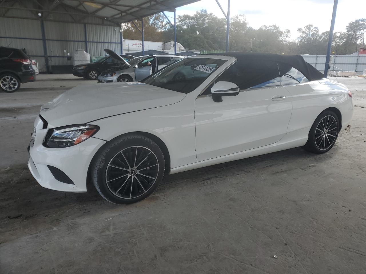 Mercedes-Benz C-Class 300 Image 1