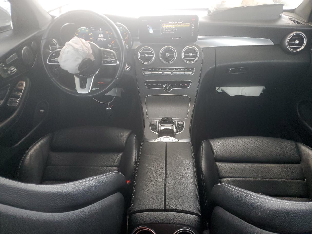 Mercedes-Benz C-Class 300 Image 11