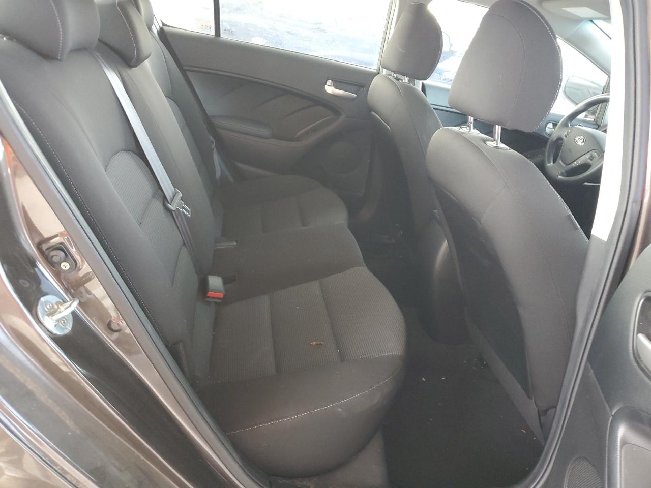 Kia Forte Lx Image 8