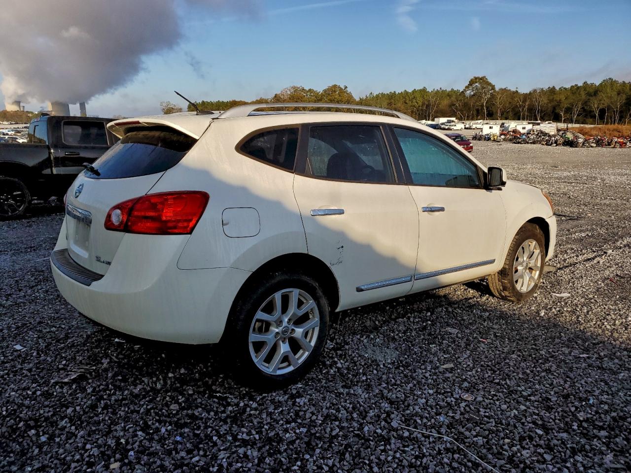 Nissan Rogue S Image 10