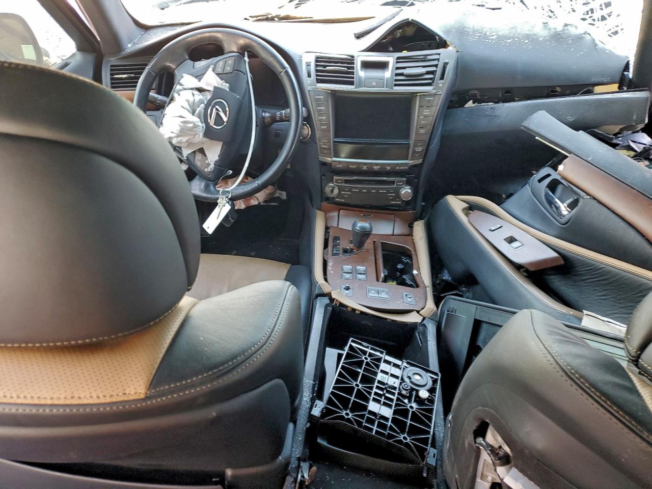 Lexus LS 460 Image 12