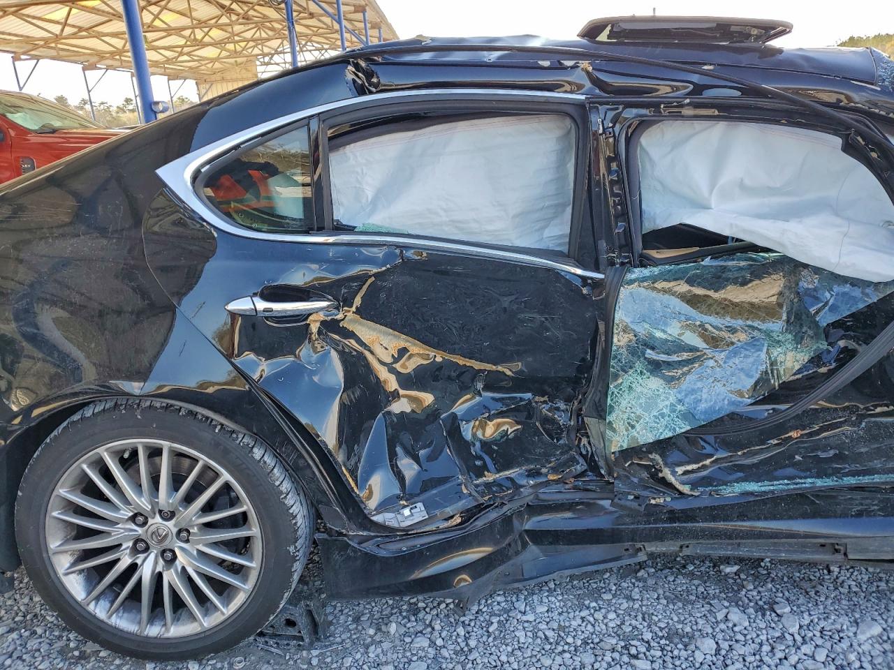 Lexus LS 460 Image 2