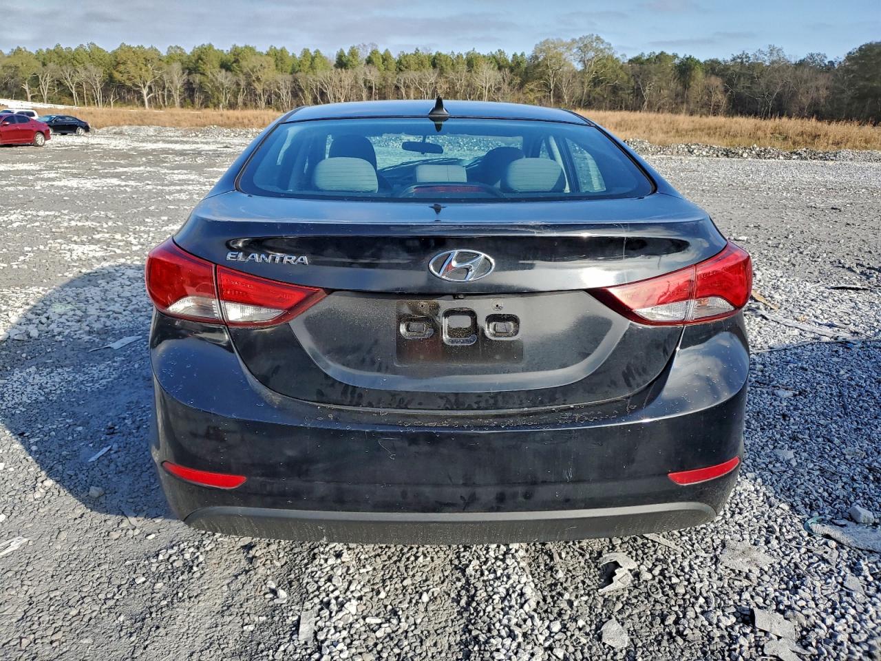 Hyundai ELANTRA Se Image 8