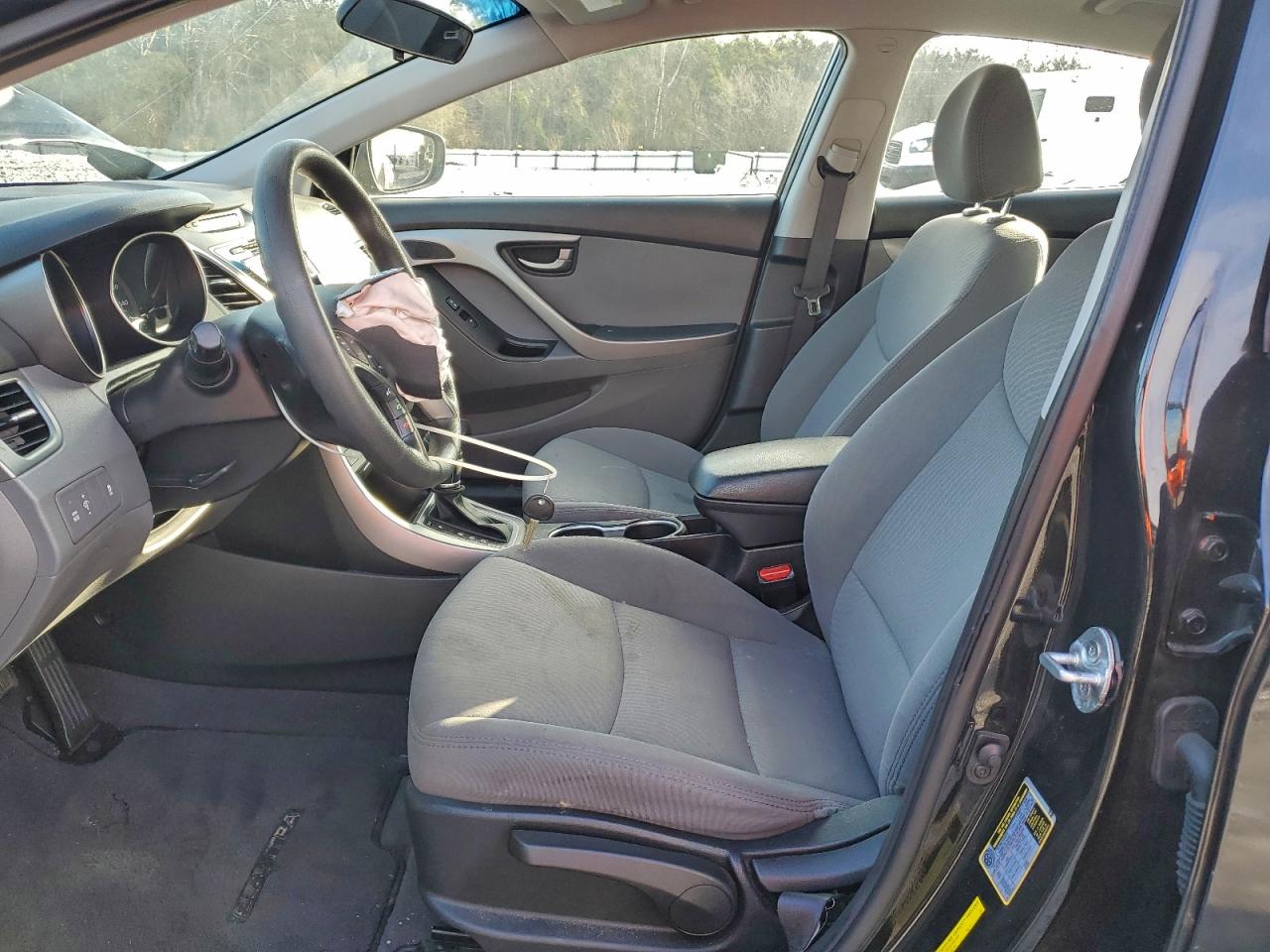 Hyundai ELANTRA Se Image 4