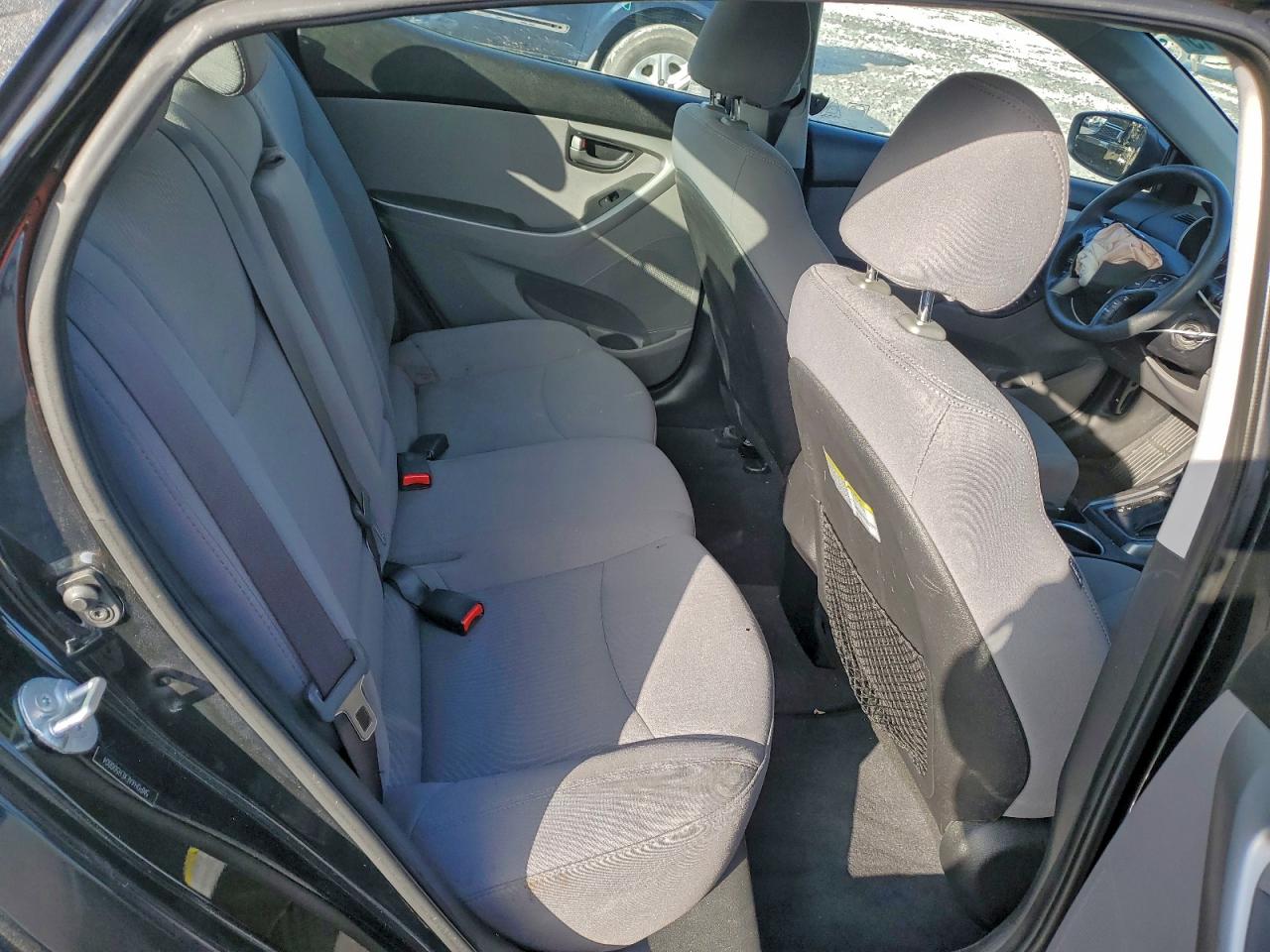 Hyundai ELANTRA Se Image 9