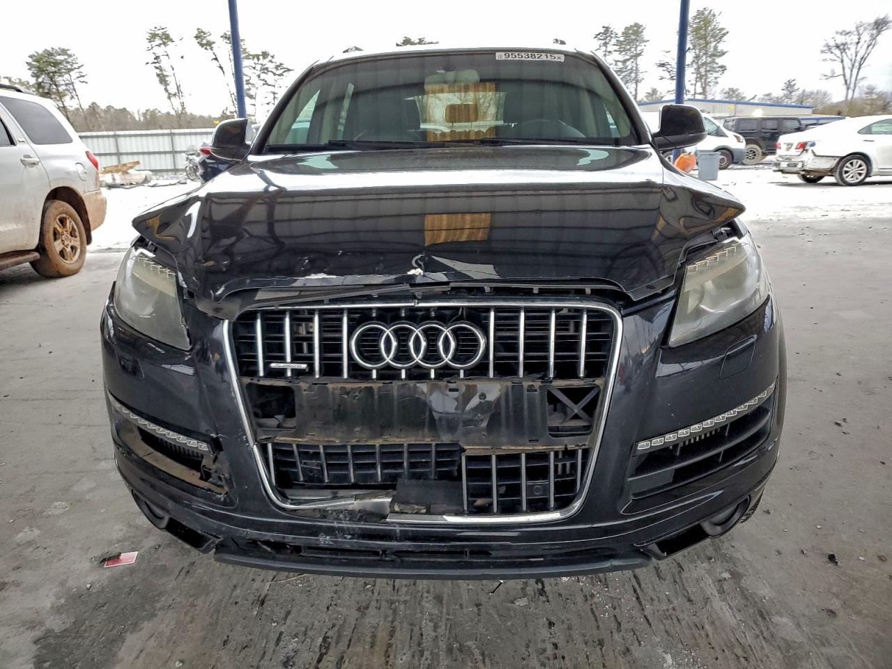 Audi Q7 Premium Image 2