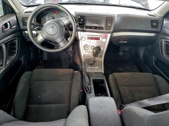 Subaru Outback 2.5i Image 11