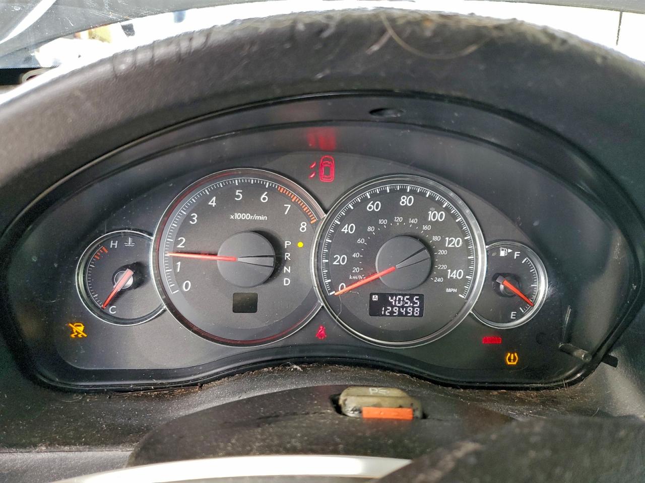 Subaru Outback 2.5i Image 6