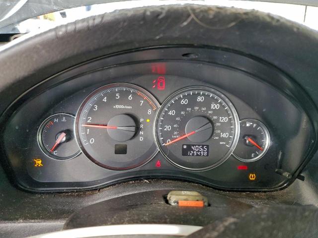 Subaru Outback 2.5i Image 6