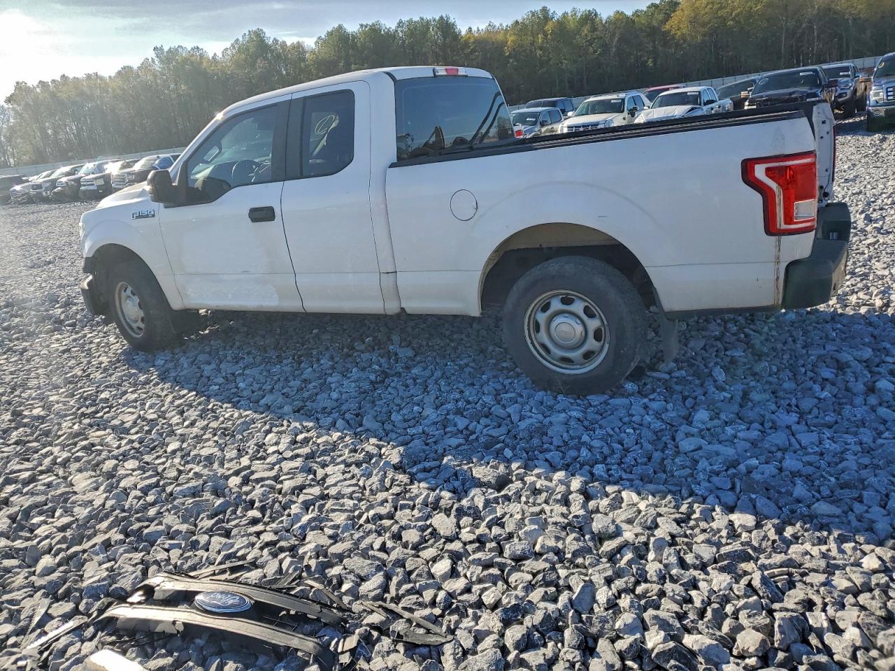 Ford F-150 Super Cab Image 3