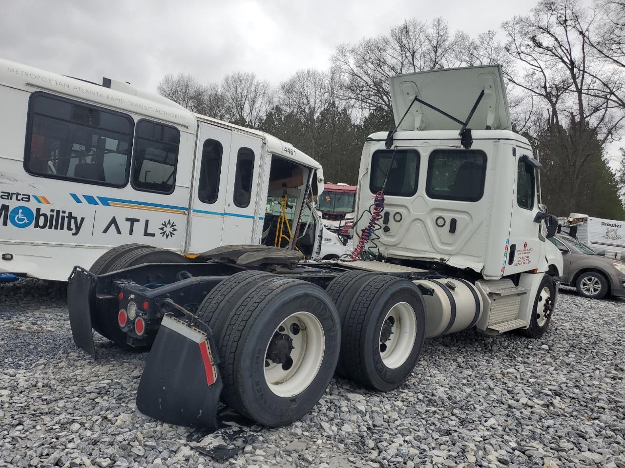 Freightliner Cascadia 1 Image 5