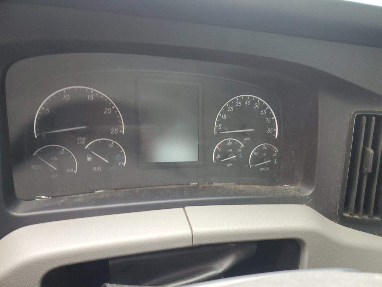 Freightliner Cascadia 1 Image 6