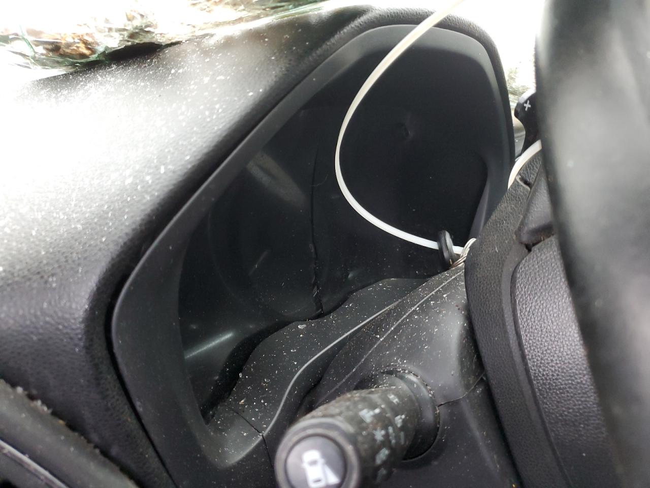 Honda HR-V Touring Image 12