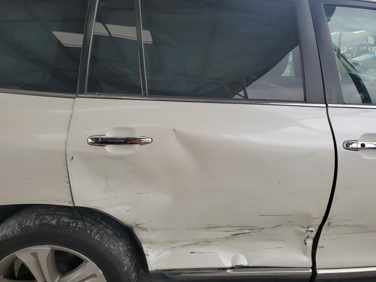 Toyota Highlander Limited Image 11