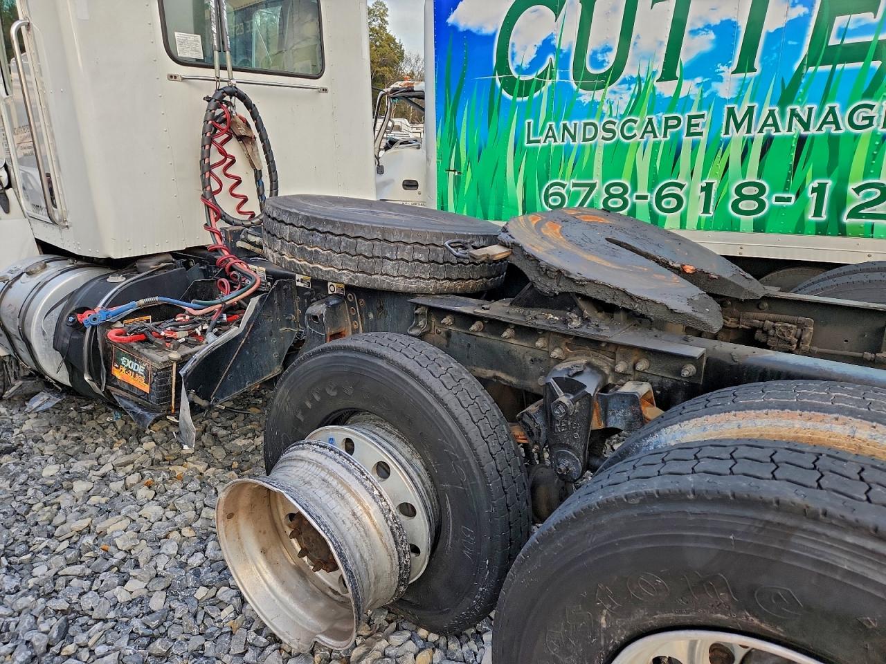 Kenworth T300 T370 Image 8