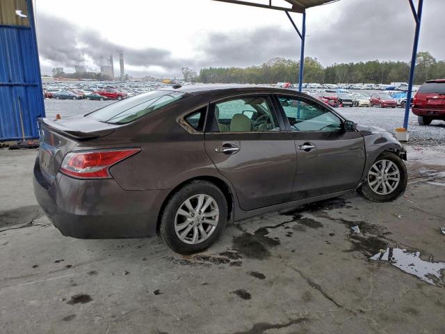 Nissan Altima 2.5 Image 3