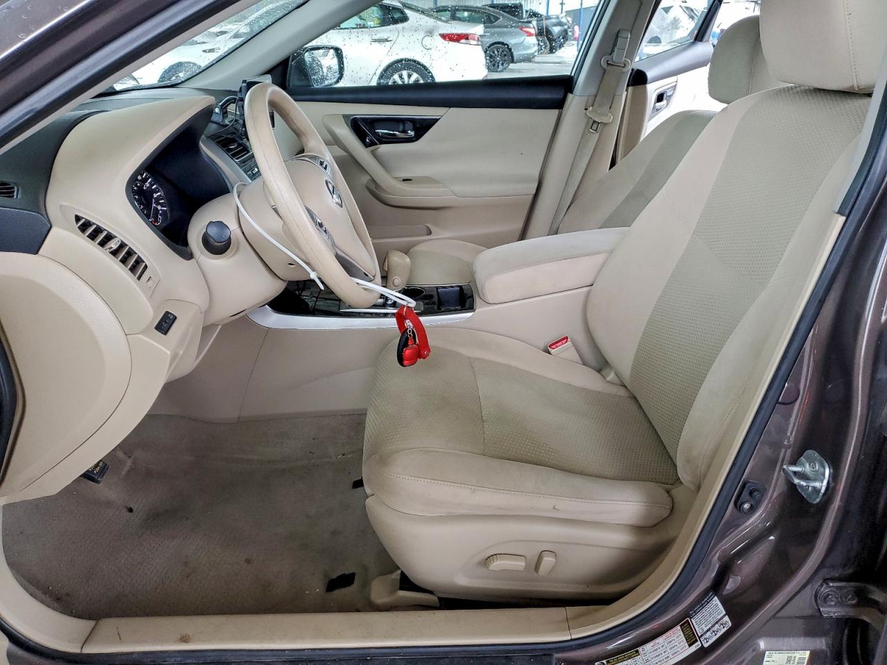 Nissan Altima 2.5 Image 6