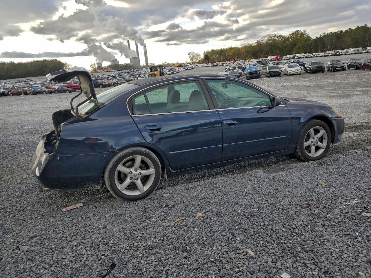 Nissan Altima Se Image 2