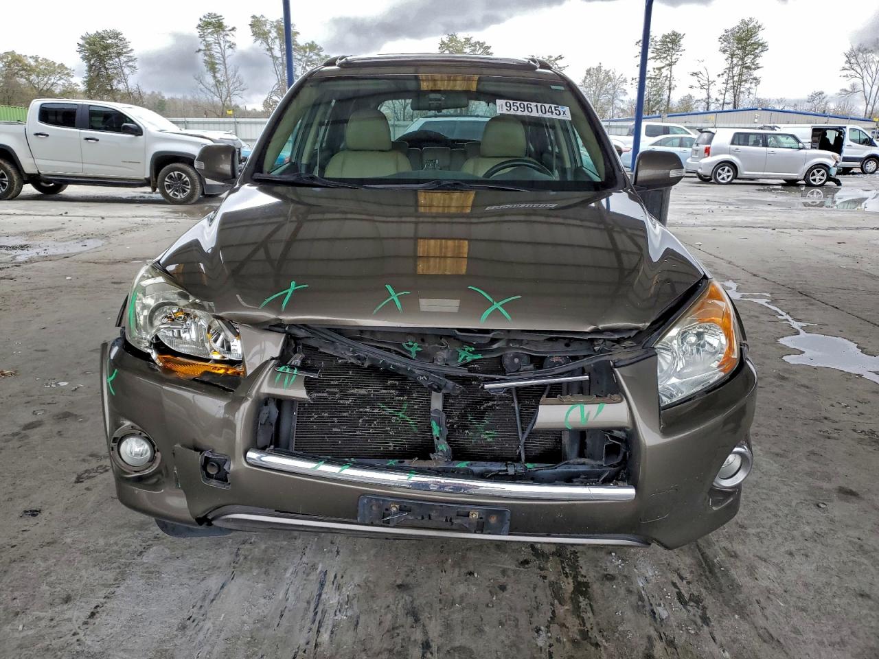 Toyota RAV4 Limited Image 11