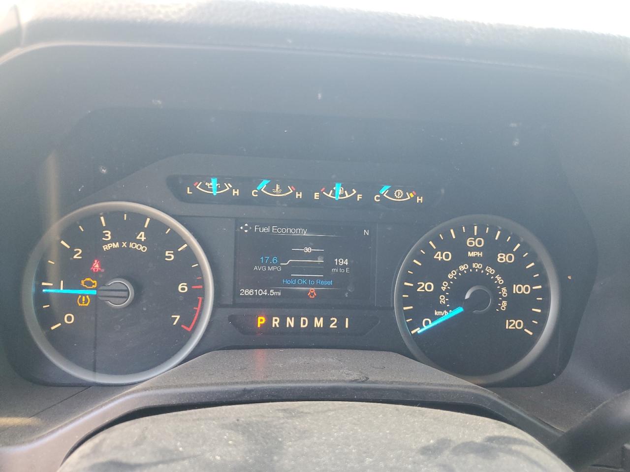 Ford F-150 Supercrew Image 9