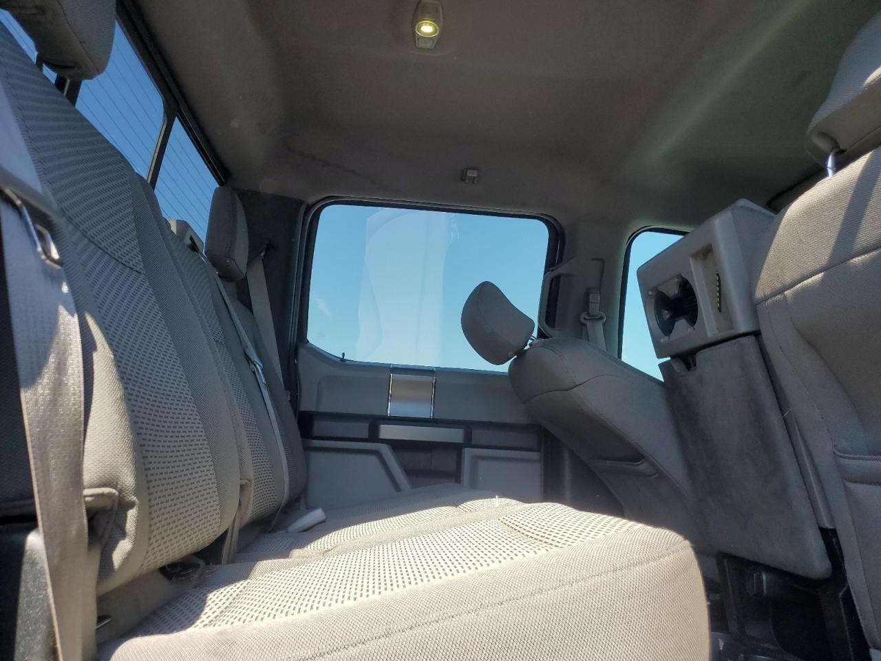 Ford F-150 Supercrew Image 11