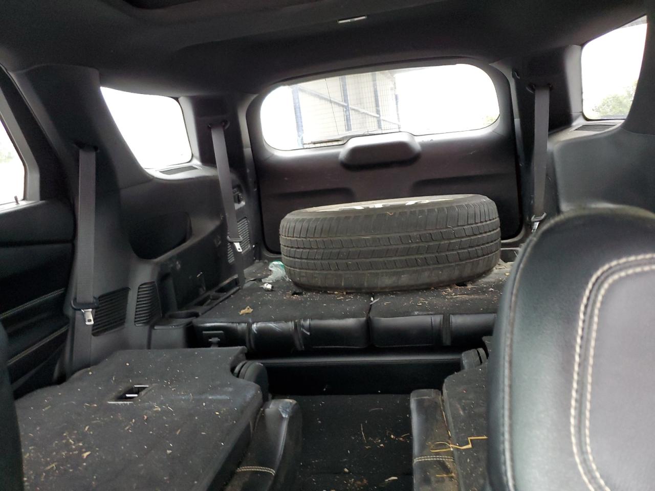 Ford Explorer St Image 12