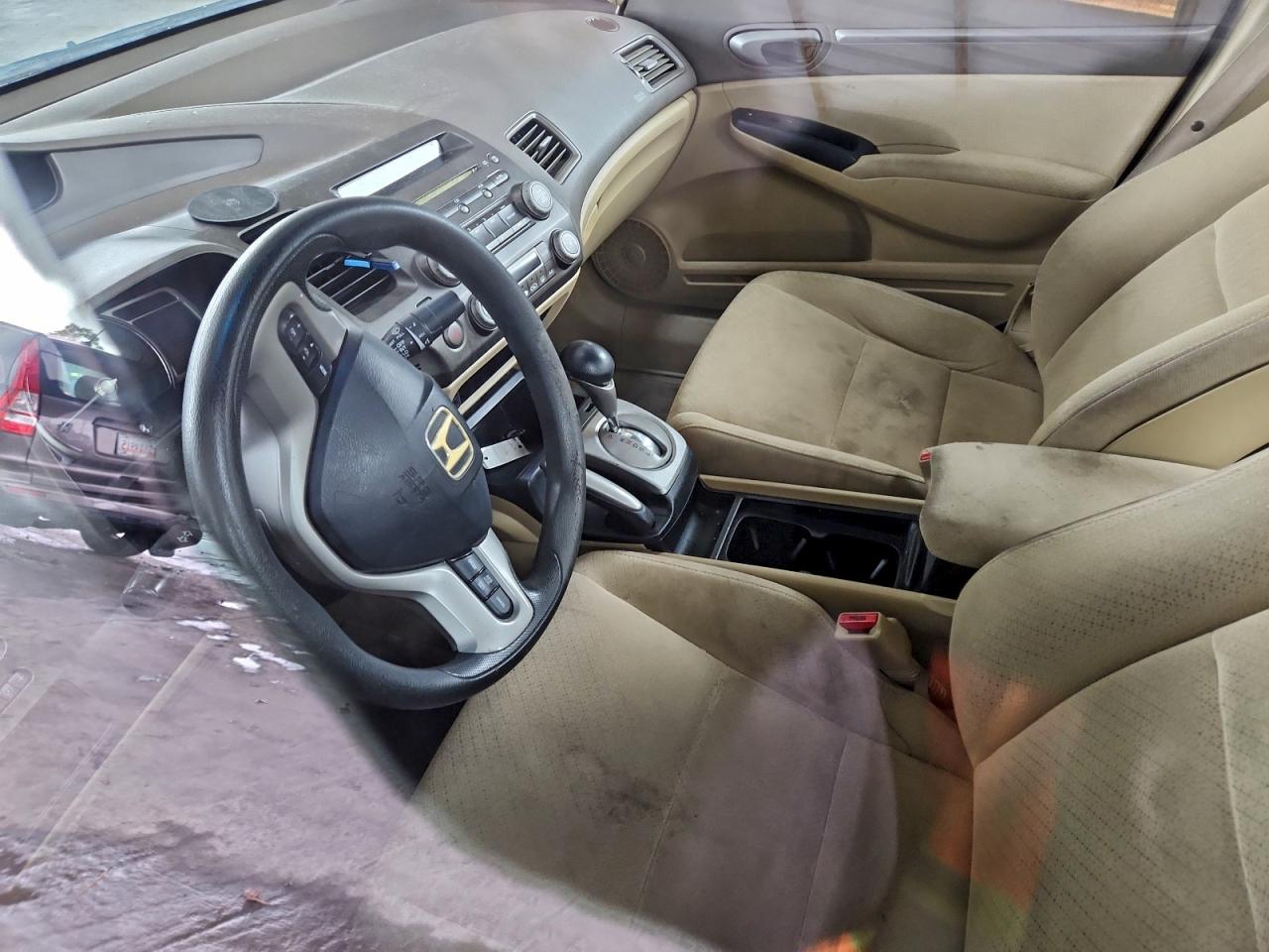 Honda Civic Hybrid Image 10