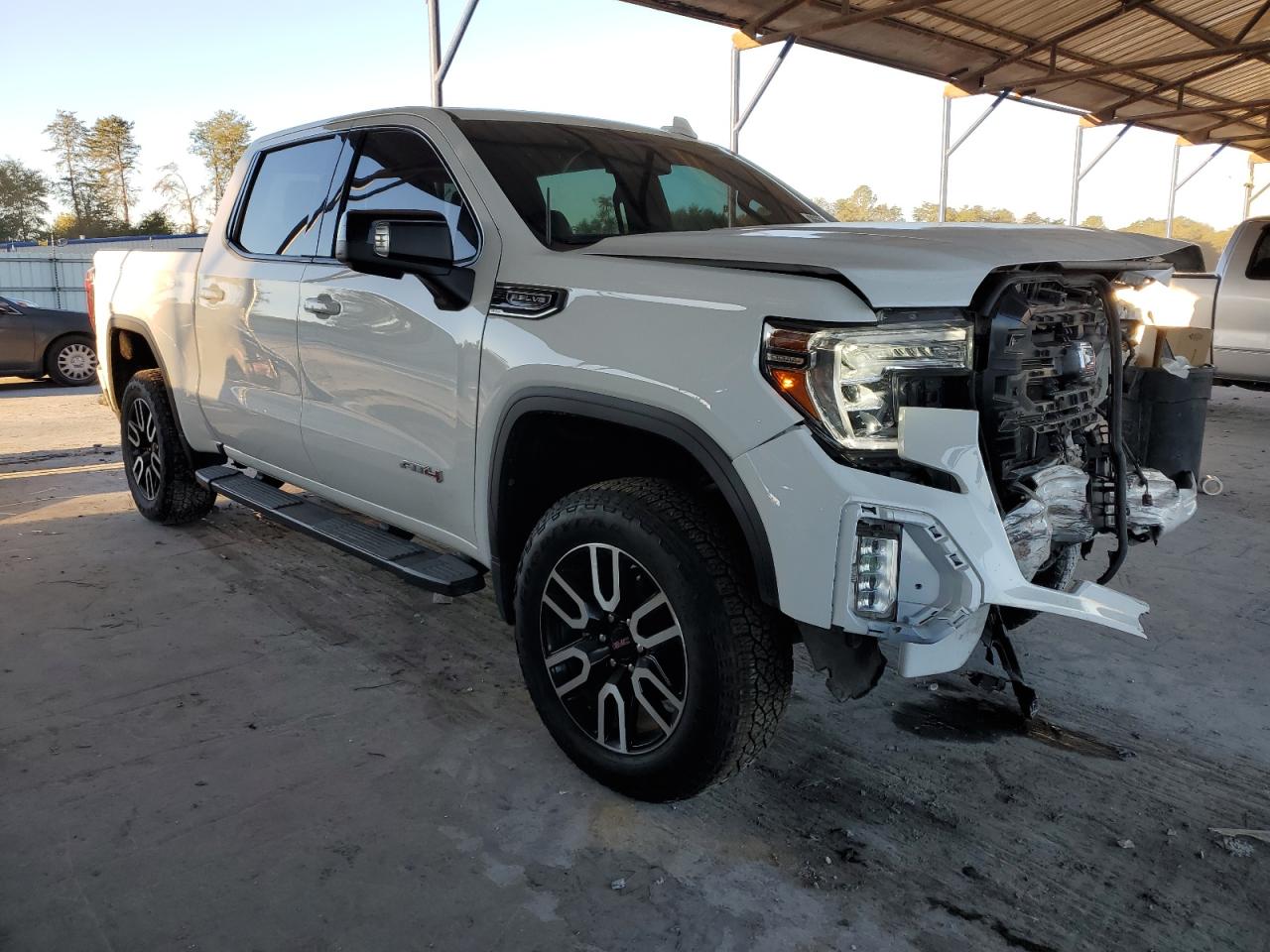 GMC Sierra K1500 At4 Image 10