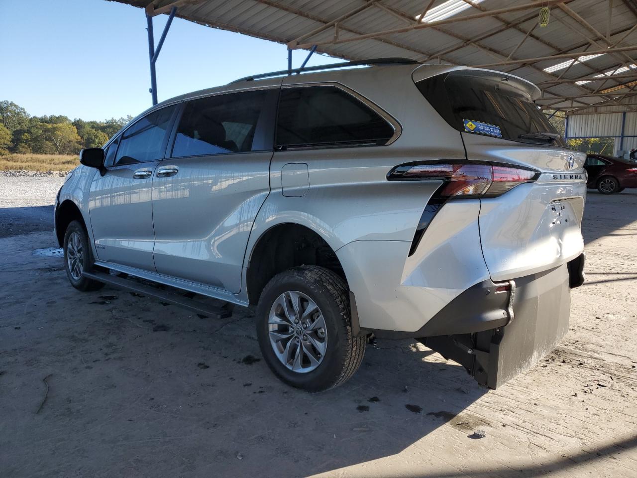 Toyota Sienna Xle Image 9