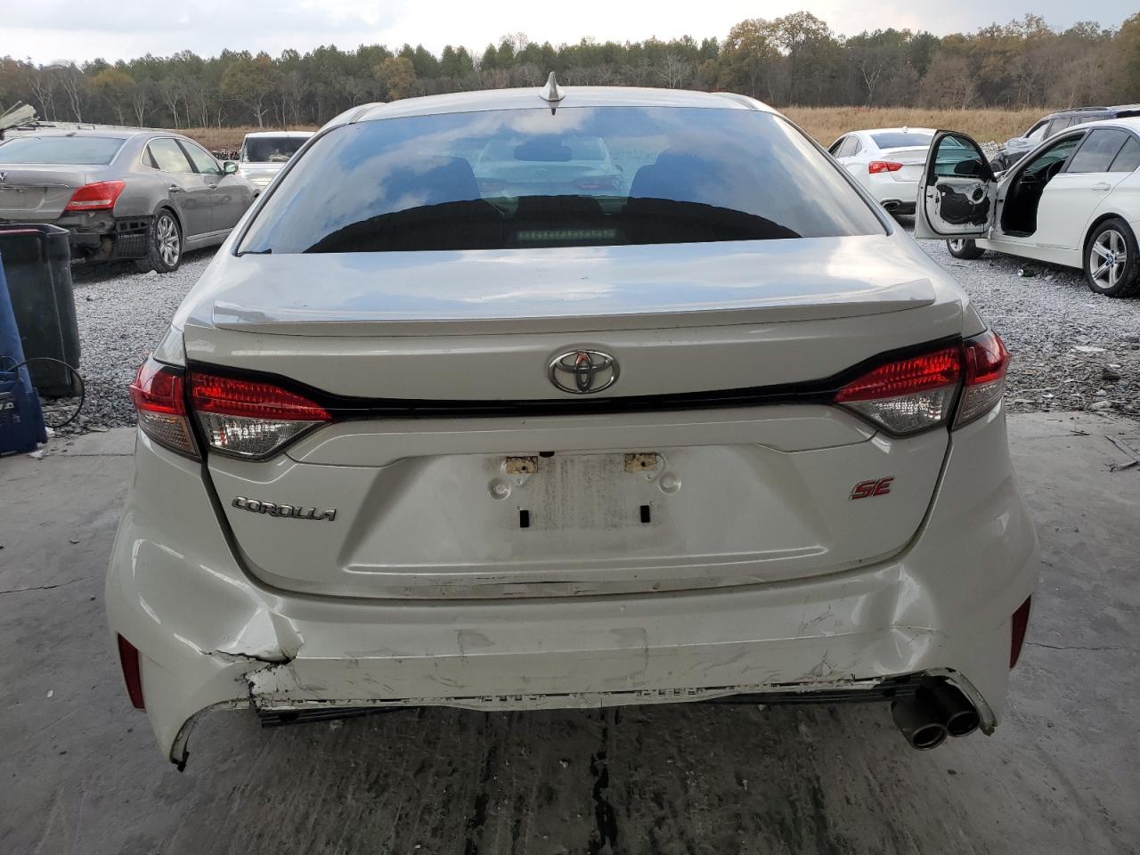 Toyota Corolla Se Image 3