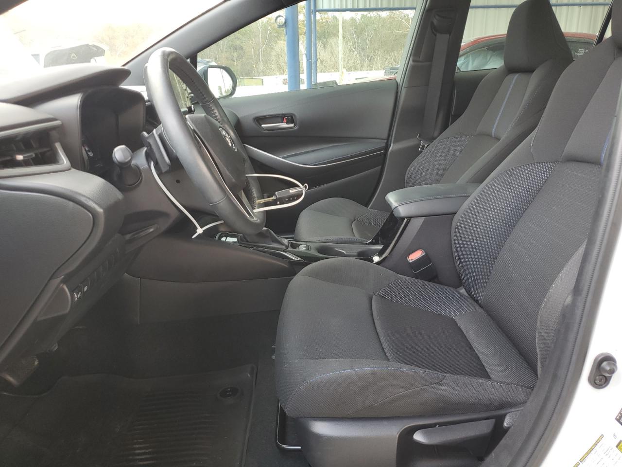 Toyota Corolla Se Image 8