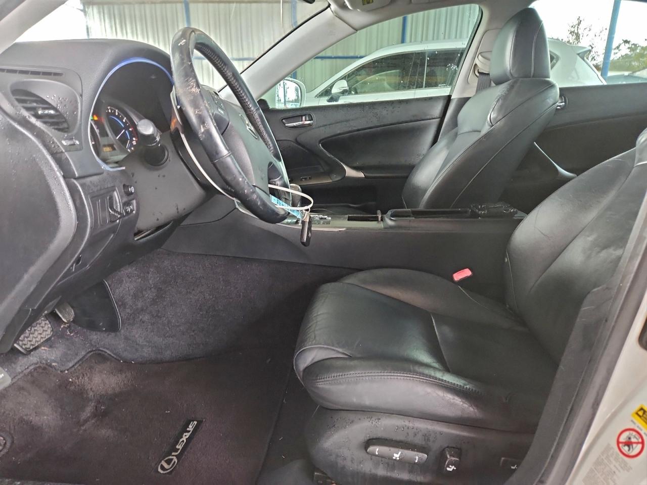 Lexus Is 250 Image 6